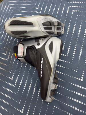 Salomon schoen maat 40